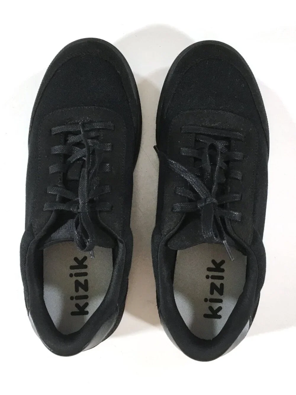 Kizik Prague Lace Up Sneakers Kids Size 7Y Black Canvas Suede